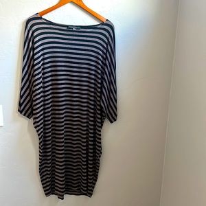 Bryn Walker raglan sleeve viscose jersey shift dress in size Small